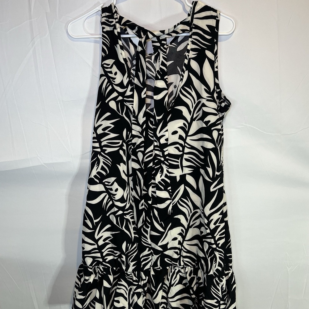 Black‎ White Floral Women's Sleeveless Dress Size Medium Neck Tie Scarf Boutique